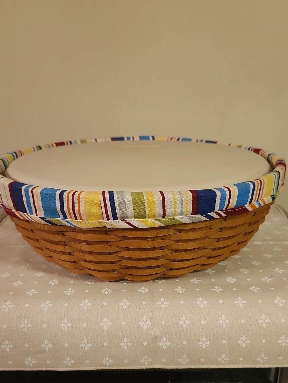 Longaberger Serve Around Bowl Basket